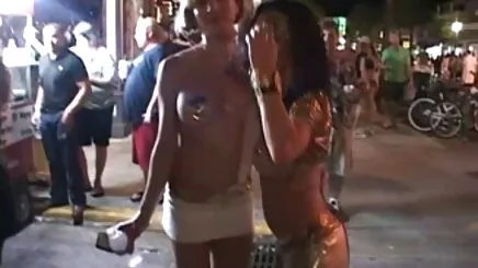 Cô gái tóc vàng bị tốt phim heo 18 fuck