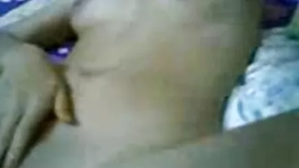 Ít Gina Valentina có xnxx tuoi 18 một âm đạo