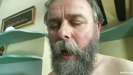 Sinh gai xinh 18z audrey hoàng gia và emma hix